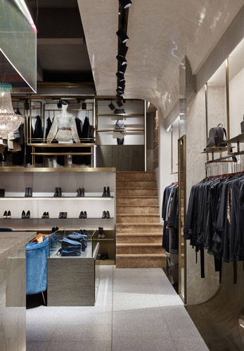 廣州展廳設(shè)計(jì)公司莆田左右高端女裝服裝店裝修設(shè)計(jì)